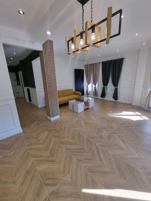 Location Appartement Beauvais Exteriér fotografie