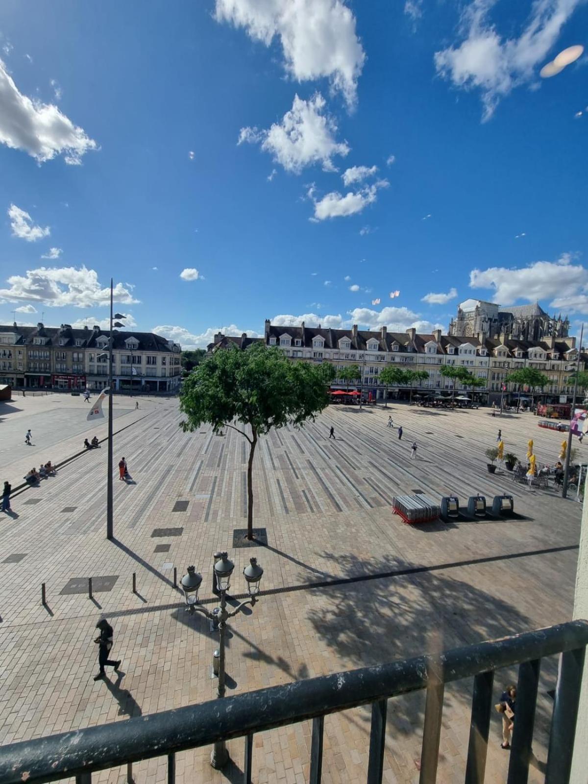 Location Appartement Beauvais Exteriér fotografie
